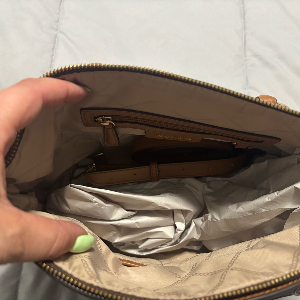 Michael Kors Brown Shoulder Bag with Signature Monogram - Picture 2 of 5